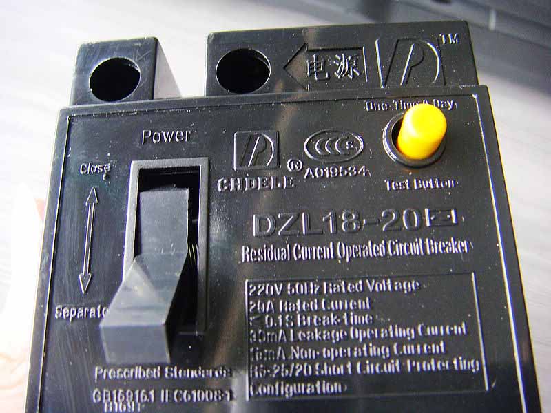 上德誠招代理漏電斷路器 DzL18-20a/Dz18L-20a English