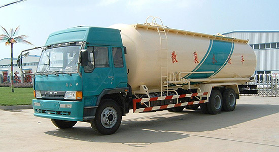 東風(fēng)后雙橋粉粒物料運(yùn)輸車(chē)