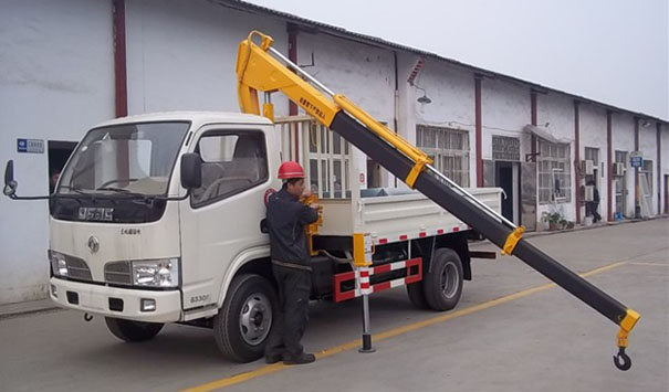 東風隨車吊，解放隨車吊，福田隨車吊，徐工隨車吊