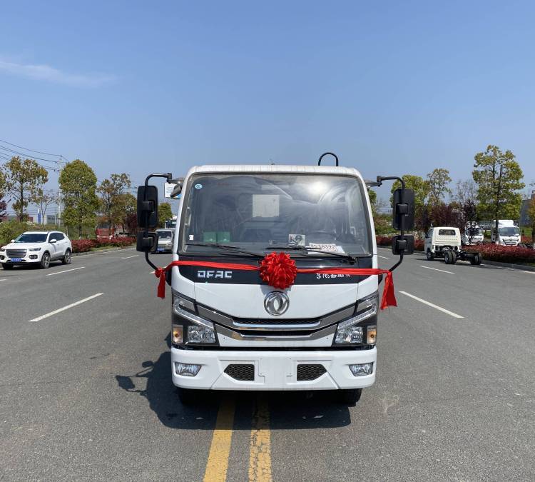 東風小多利卡只能6方壓縮垃圾車小區(qū)學校街道生活垃圾收集車