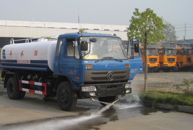 抗旱送水車Е抗旱運(yùn)水車Ж抗旱拉水車И抗旱應(yīng)急拉水車