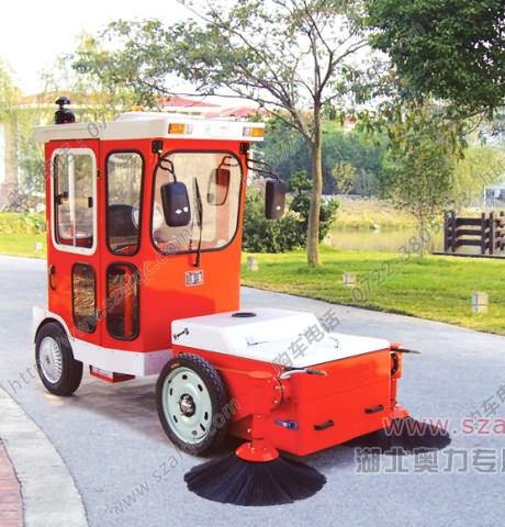 長安小型掃路車　小型節(jié)能掃地車 小區(qū)垃圾清掃車		