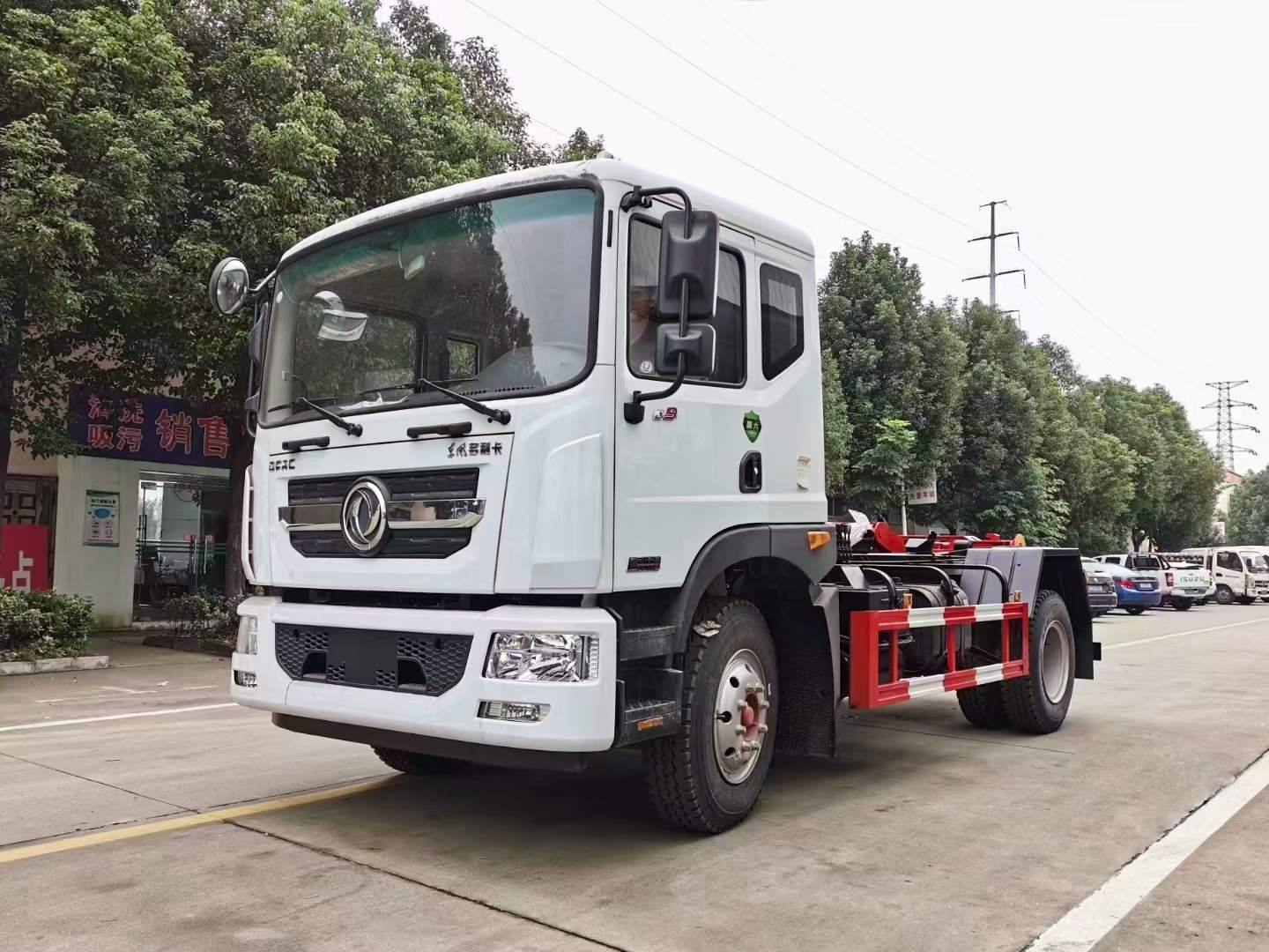 東風D9車廂可卸式垃圾車 14方移動壓縮箱勾臂車 可配移動站使用