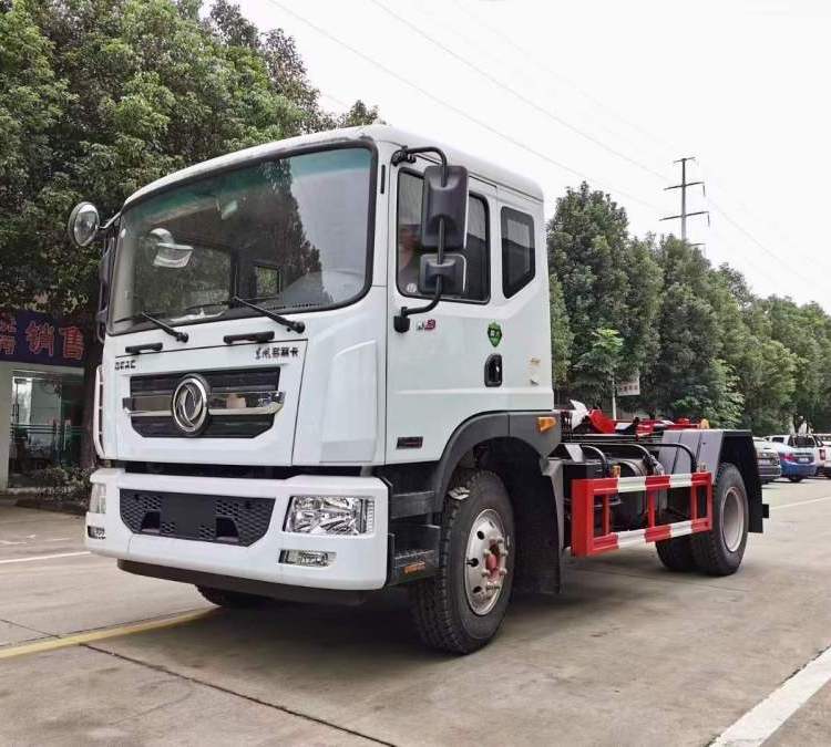 東風(fēng)勾臂垃圾車 可拉14噸建筑垃圾 也可配移動站 穩(wěn)定性好可定制