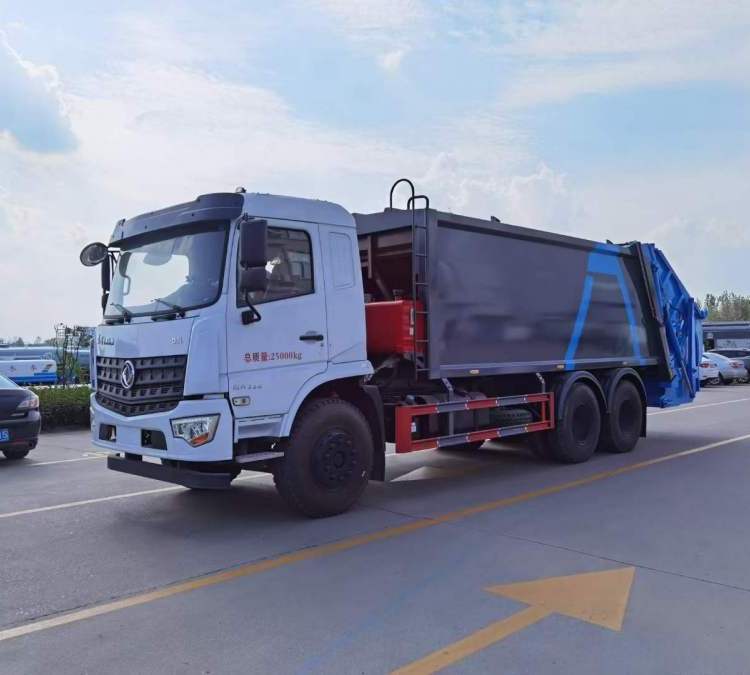 東風(fēng)D3后雙橋20方壓縮式垃圾車農(nóng)村專用收集車