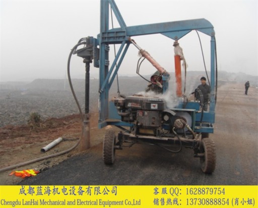 公路防撞護欄鉆孔機/高速公路打樁機/公路專用鉆孔機/護欄打樁機