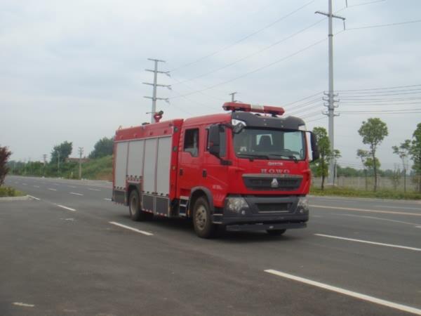 斯太爾5噸水罐消防車 JDF5163GXFSG50型水罐消防車