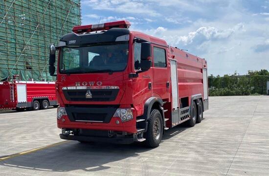 重汽16噸消防車 JDF5314GXFPM160/Z6型泡沫消防車