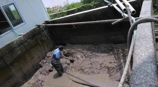 南京市雨花臺區(qū)清理污水池 污水外運 污泥脫水固化處理專業(yè)公司