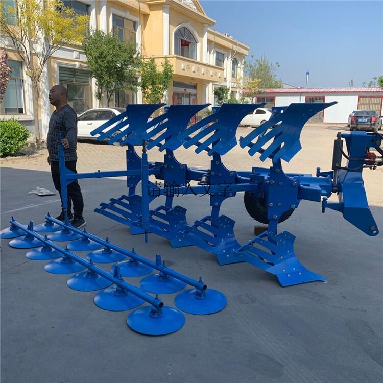新疆1604拖拉機帶435翻轉(zhuǎn)犁全鋼板加負犁