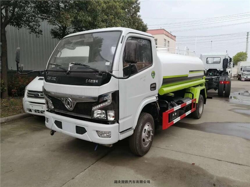 長(zhǎng)沙廠家供應(yīng)12方園林綠化灑水車，