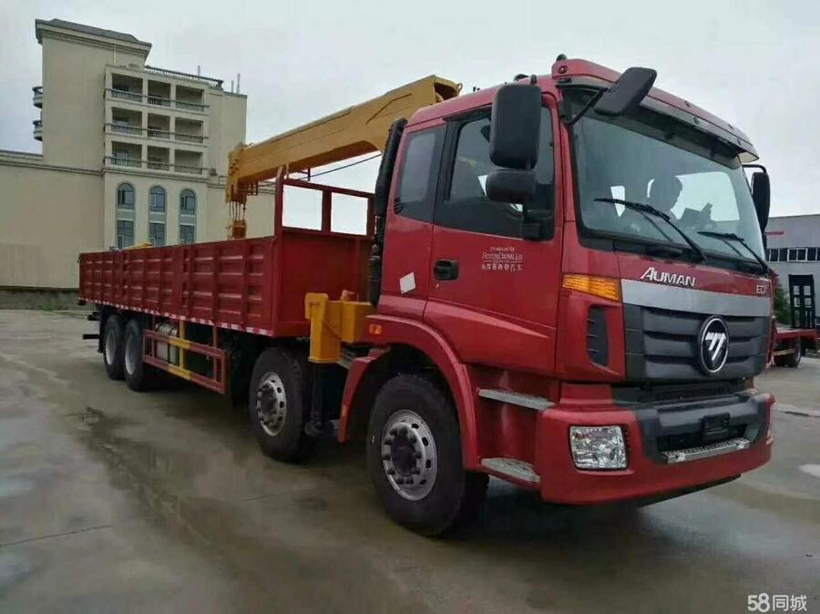 自貢東風(fēng)8-10噸隨車吊多少錢，眉山東風(fēng)D9隨車吊多少錢，瀘州國六隨車吊有哪些？