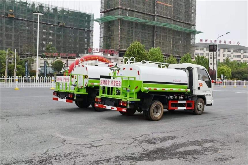 灑水車的種類，灑水車的價格，灑水車的配件，藍牌灑水車