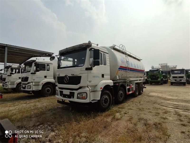 山東省營(yíng)口市東風(fēng)天龍30方砂漿車下灰車多少錢一臺(tái)