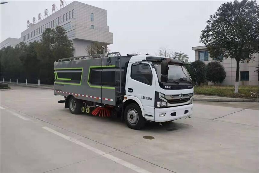 國六新款中型洗掃車，5方水4方塵洗掃車全新上市