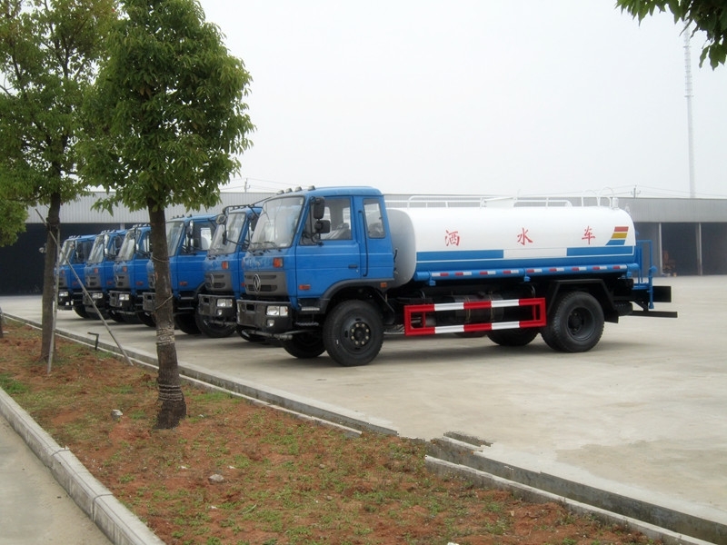 南平哪有東風(fēng)抗旱抑塵車灑水車