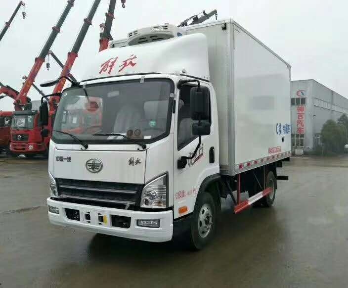 解放牌CA5044XLCP40K2L1E5A84型冷藏車