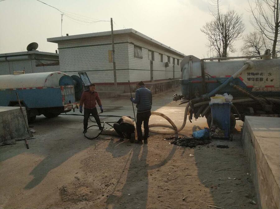 太原周邊清理化糞池 高壓車通管道 污水清運(yùn)