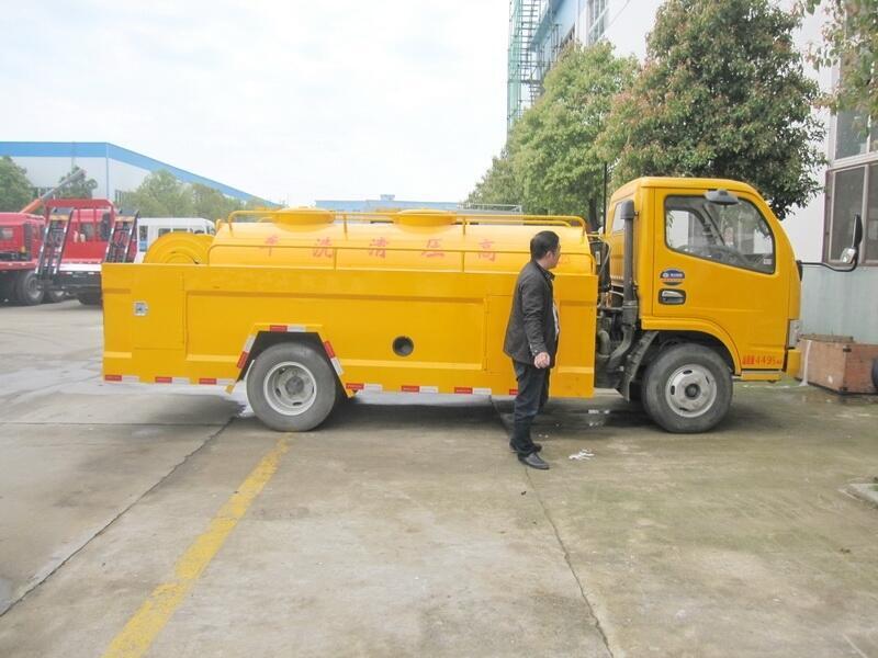 福建省上杭縣江鈴小型化糞池處理車好不好用