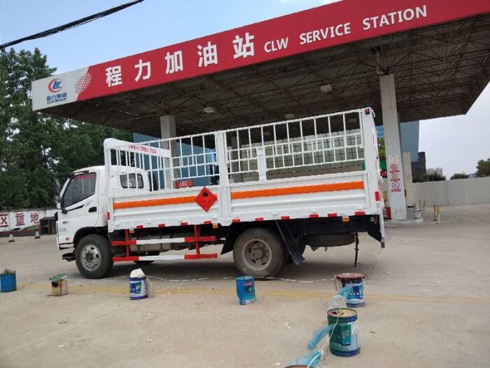 云南西雙版納東風(fēng)氣瓶運輸車代理商