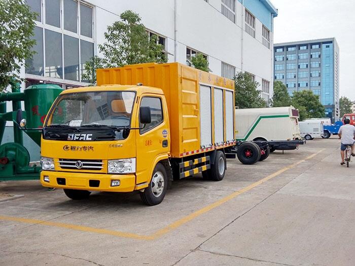 遼寧阜新藍(lán)牌吸污車參數(shù)-圖片