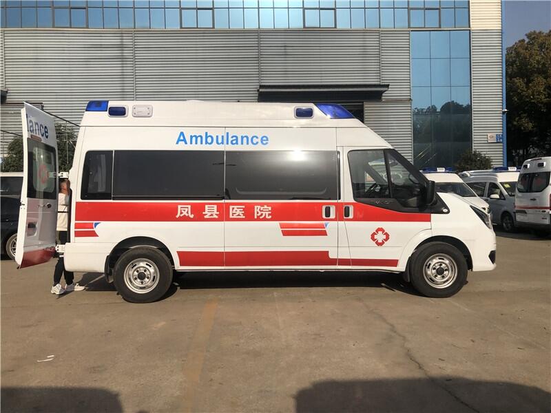 隴南市福特新全順V362負(fù)壓救護(hù)車(chē)