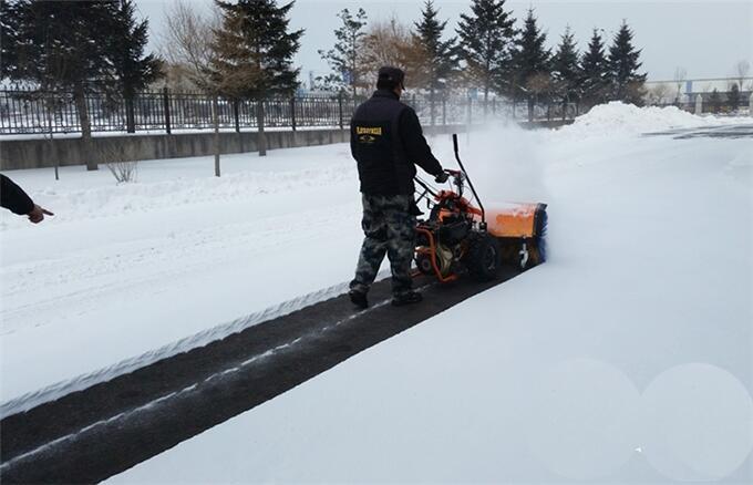 沈陽(yáng)鏟車(chē)用除雪鏟設(shè)備