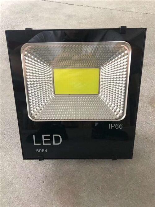 LED泛光燈 工程室外照明50w探照燈100