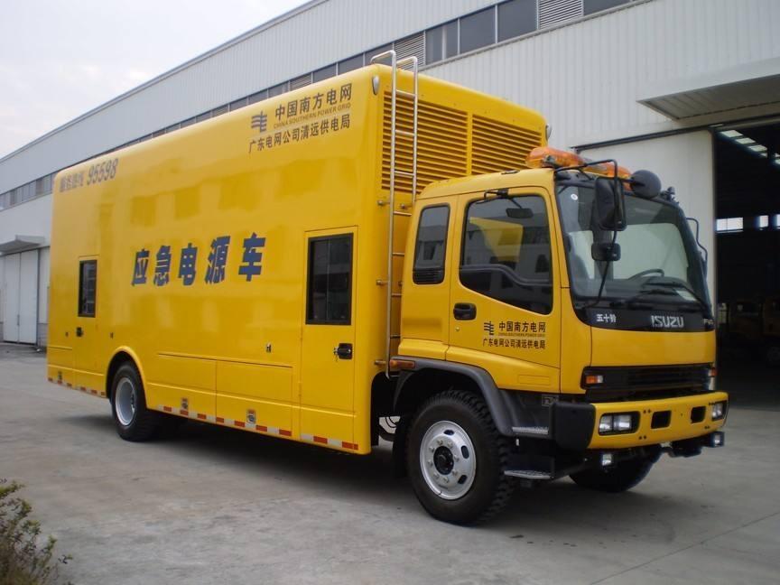 應(yīng)急電源車300KW移動(dòng)電源車廠家報(bào)價(jià)