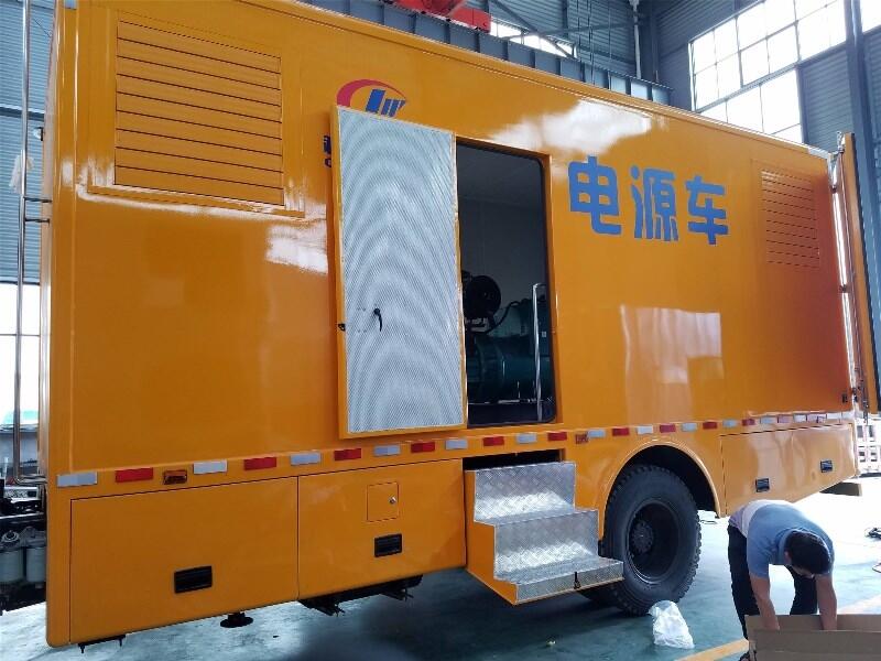 電源保障車300KW移動電源車生產(chǎn)廠家