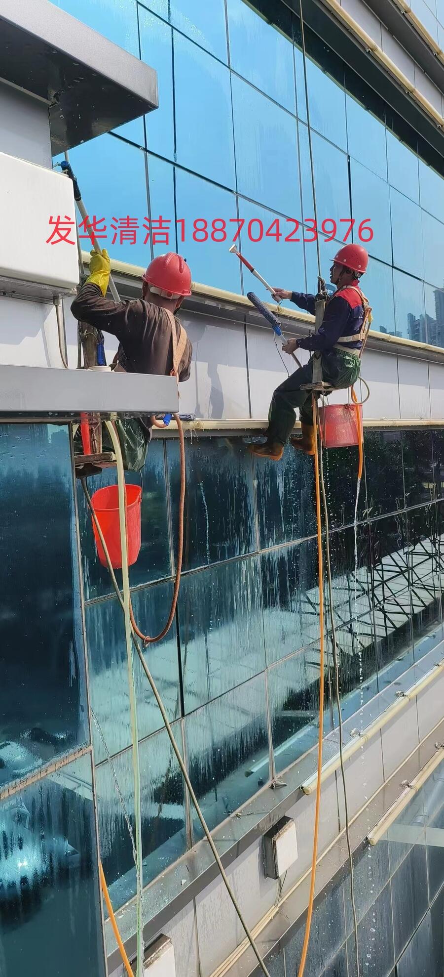 福建南平市百葉窗安裝蜘蛛人玻璃幕墻鋁塑板清洗瓷磚空鼓修復