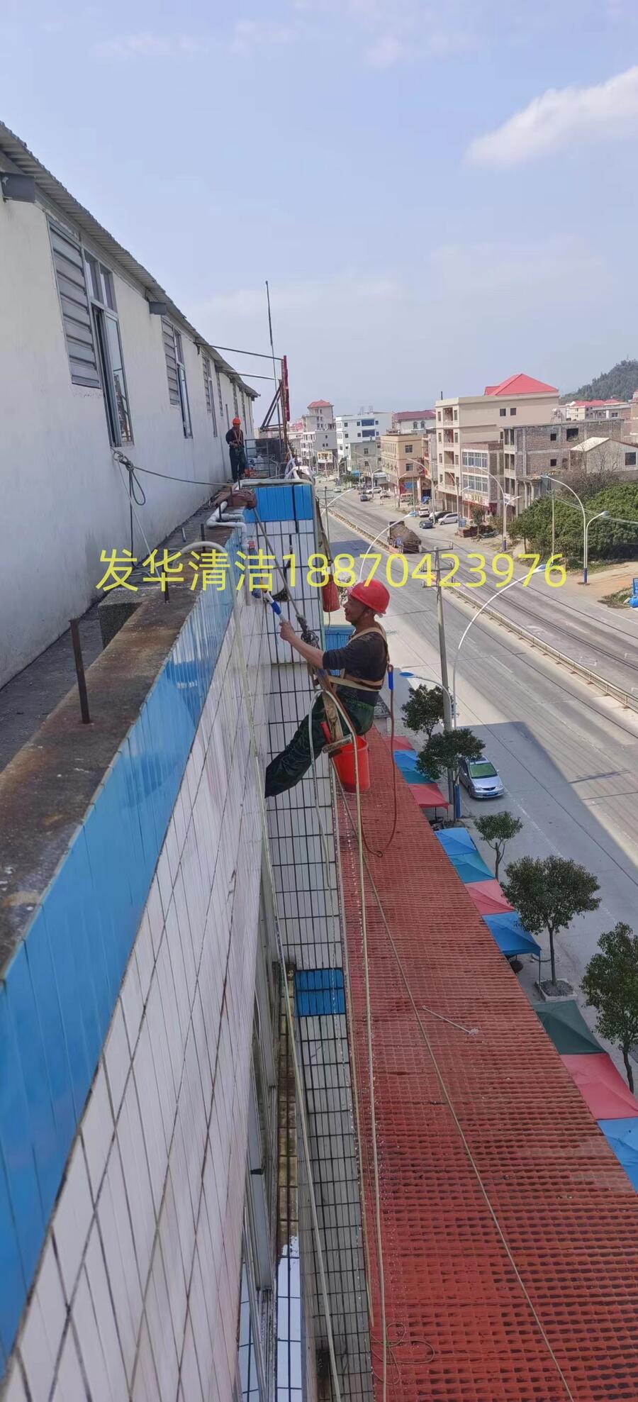 福建廈門市舊廠房清洗高空作業(yè)玻璃幕墻鋁塑板清洗瓷磚空鼓修復(fù)