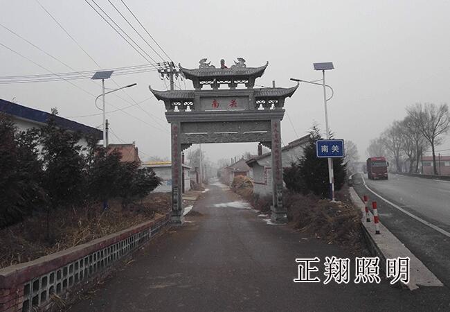 太陽能路燈解決農(nóng)村道路照明的問題