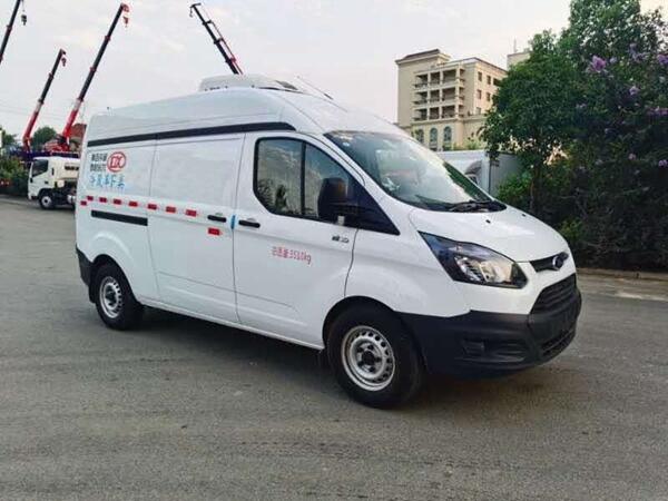 2020新款福特全順V362冷藏車配置升級品質(zhì)佳