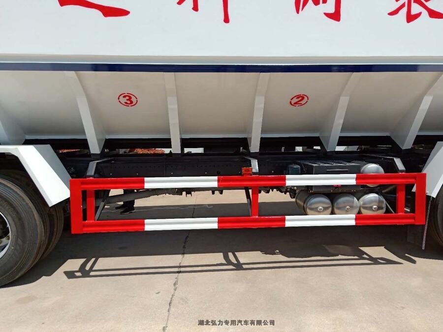 浙江康明斯發(fā)動(dòng)機(jī)飼料車(chē)絞龍哪里便宜