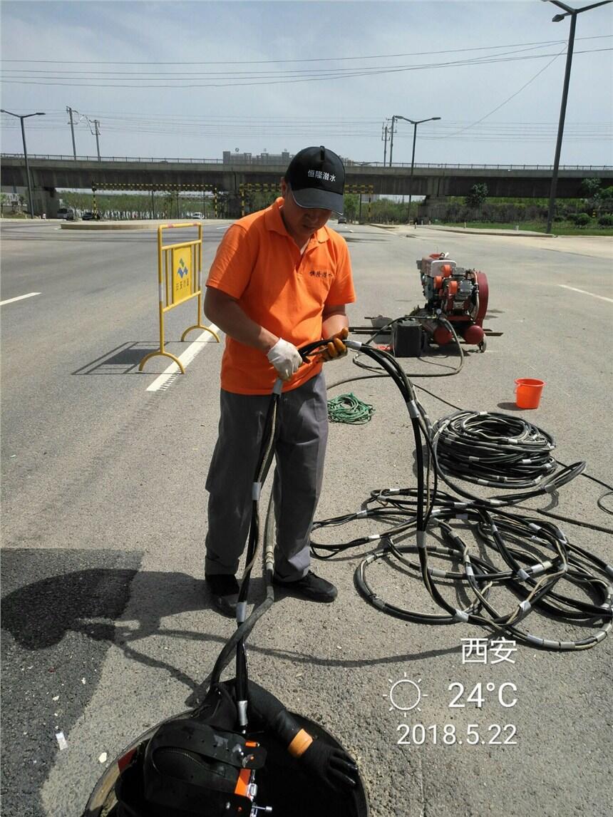 文登市潛水堵漏施工隊(duì)、蛙人水下作業(yè)公司
