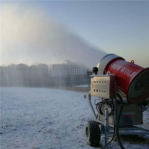 滑雪場(chǎng)人工造雪機(jī)諾泰克造雪機(jī)