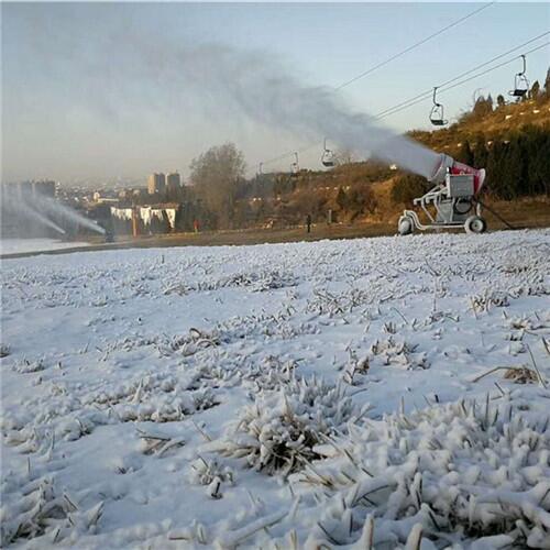 雪地游樂設備諾泰克人工造雪機