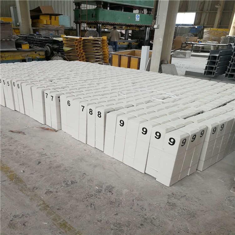 走向式玻璃鋼公路百米樁撫順玻璃鋼公路百米樁直營(yíng)商家