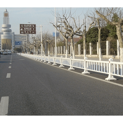 廣州廠家專業(yè)生產(chǎn)道路護欄 交通市政護欄