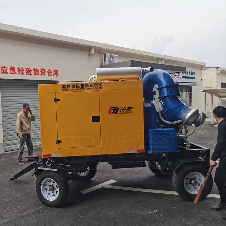 鈴鹿移動柴油機(jī)水泵車