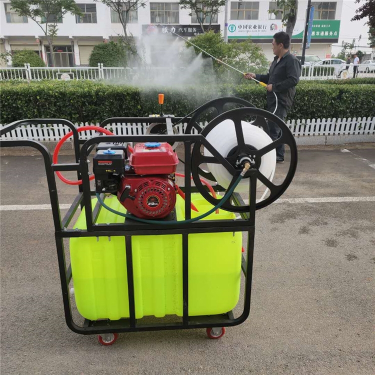 遠(yuǎn)射程汽油噴霧機(jī)  自動(dòng)卷管噴霧器  四沖程汽油噴霧器