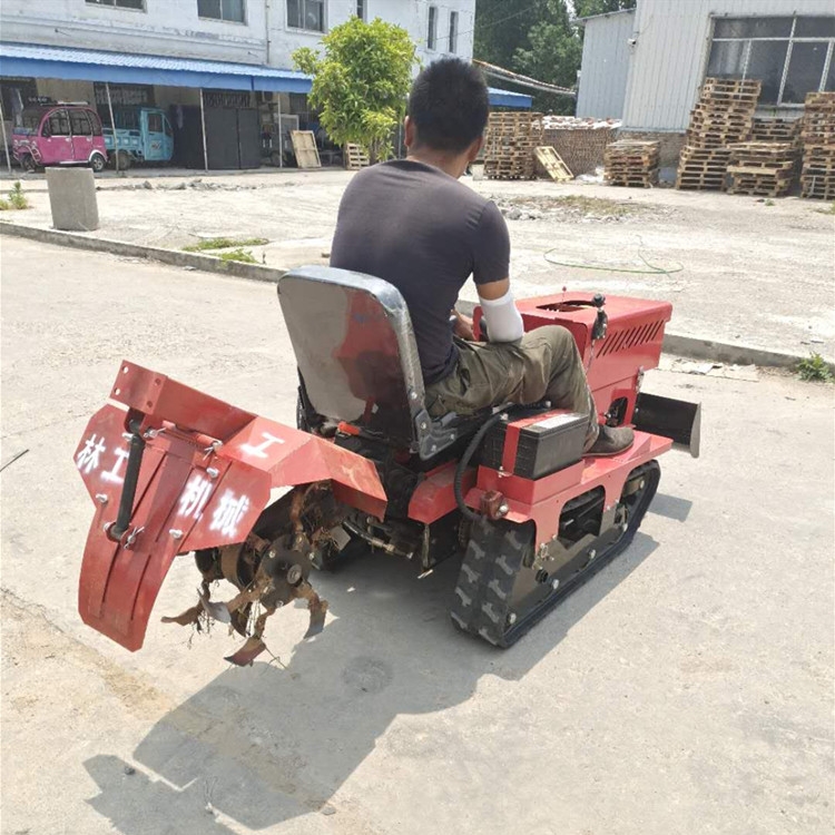 林工圖片寧夏16馬力乘坐履帶除草機(jī)