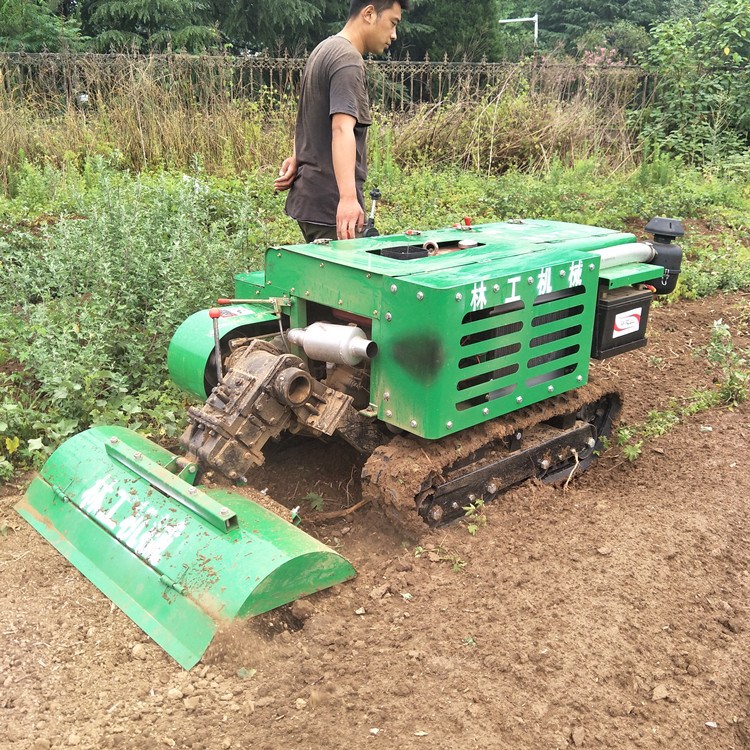 遼寧自走式開溝機(jī)履帶式果園開溝機(jī)