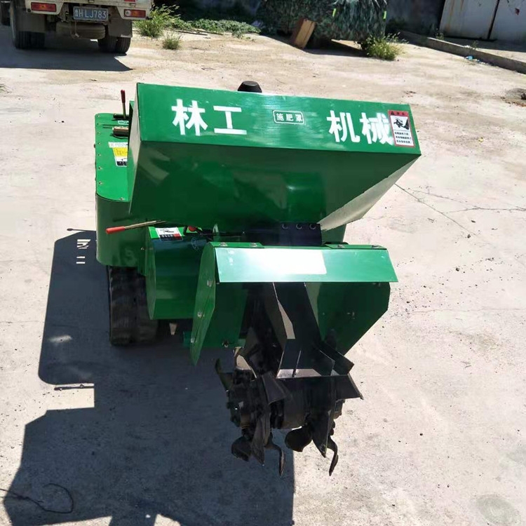 河南小型果園開溝機(jī)農(nóng)用機(jī)械批發(fā)