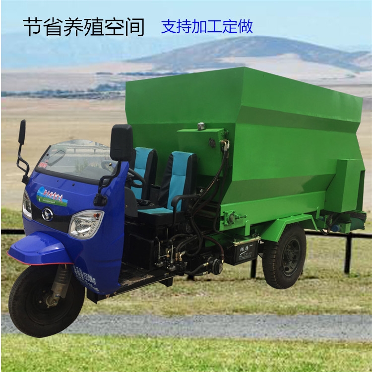 分批投放草料撒料車 現代化養(yǎng)殖撒料車