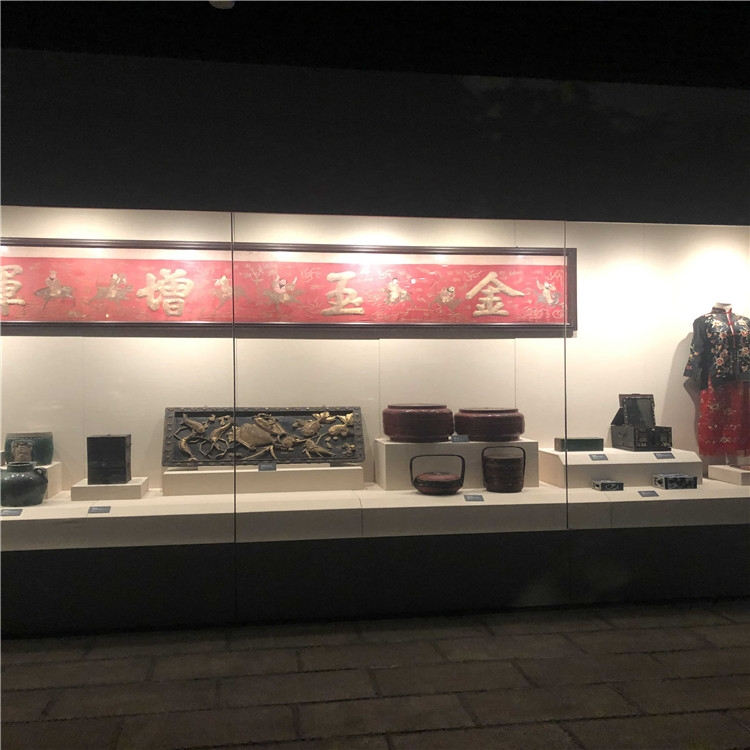 古董陶瓷展柜沿墻柜博物館展覽柜定制-隆城博具