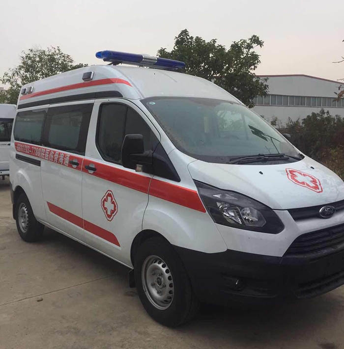 福特新全順V362轉(zhuǎn)運型救護車