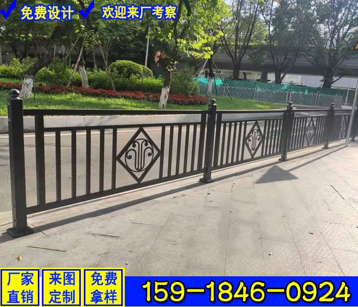 珠海市政護(hù)欄廠家 人行道護(hù)欄一跨價(jià)格 京式道路欄桿