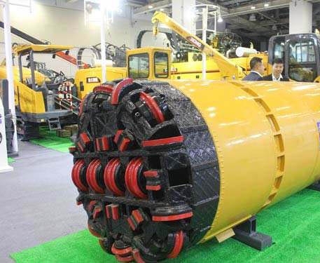 新疆布爾津污水管道頂管施工隊